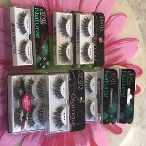 NWT FALSE EYELASHES